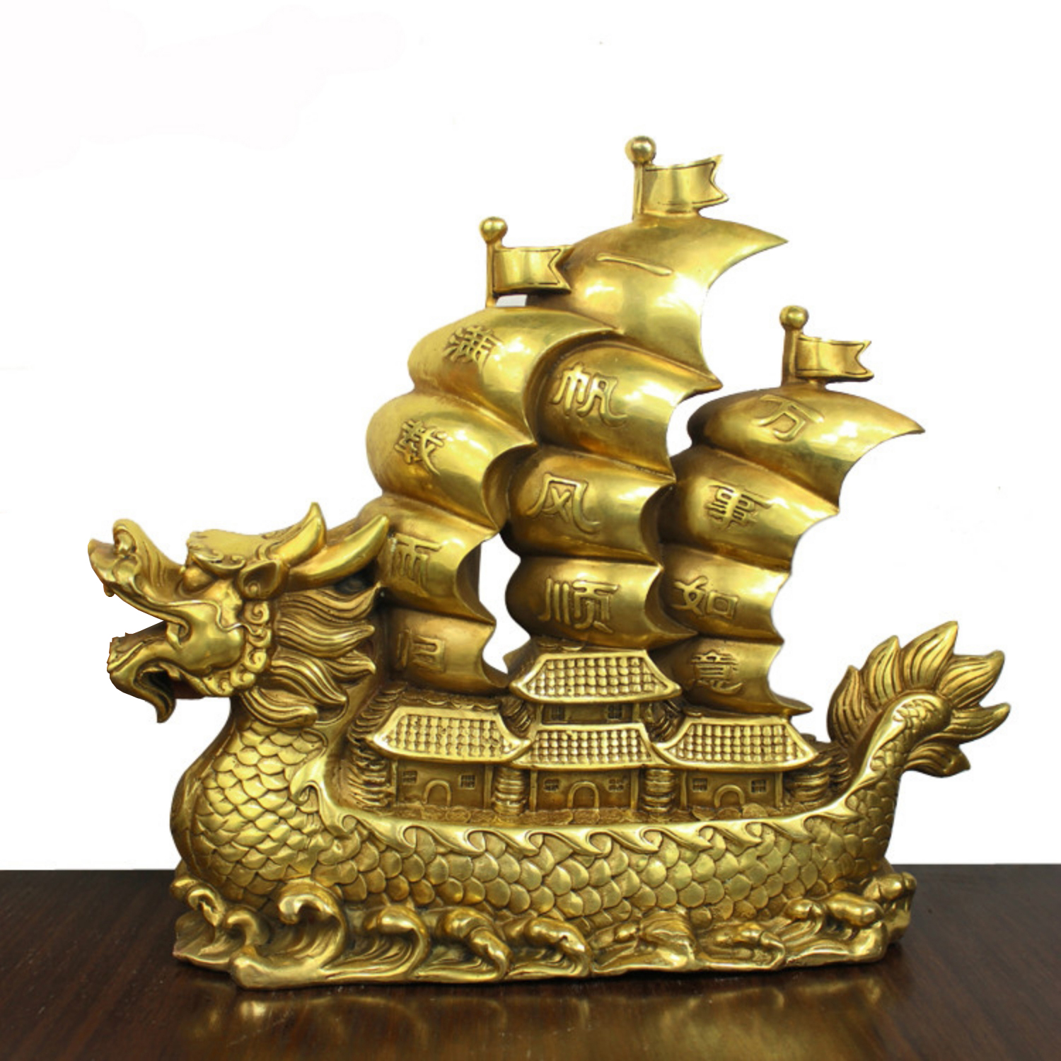 Thuyền Rồng Phong Thủy đồng vàng