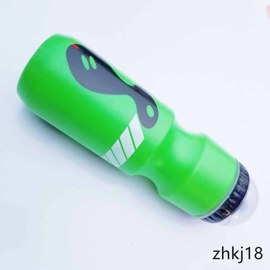 Bình nước thể thao dung tích 750ml 8 màu sắc tùy chọn tiện dụng mang theo khi đi xe đạp