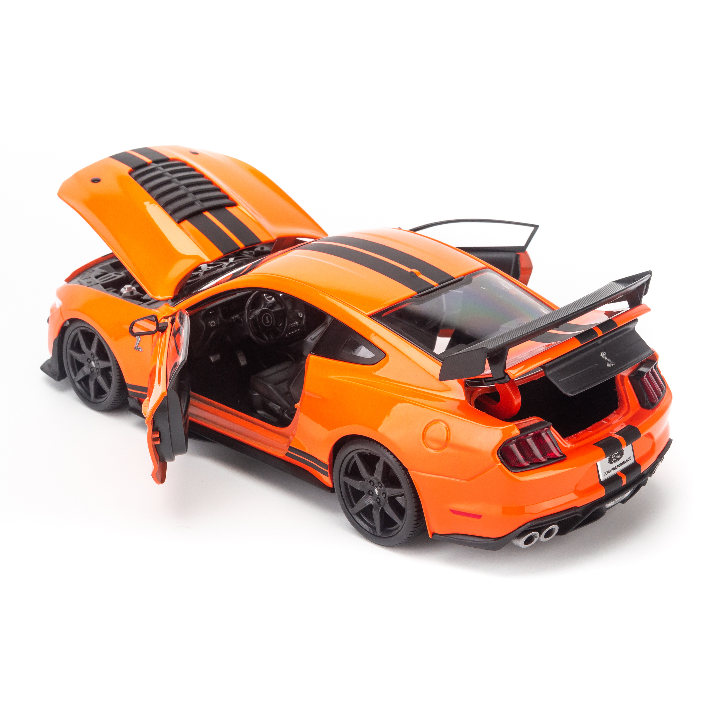 Mô hình xe Ford Mustang Shelby Cobra GT500 1:18 Maisto 31388