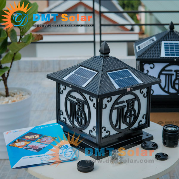Đèn trụ cổng vuông chữ Phúc năng lượng mặt trời DMT-TC12