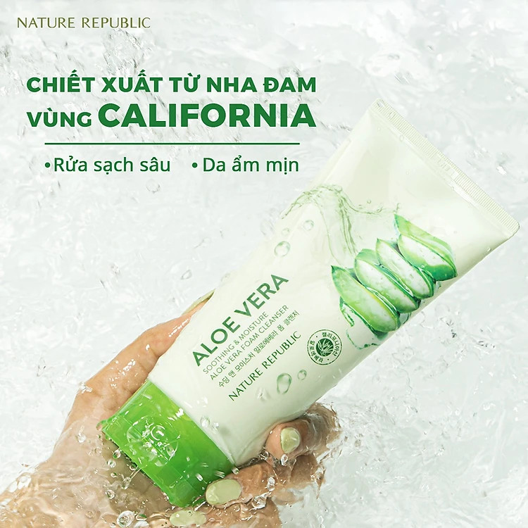 Sữa rửa mặt cho mọi loại da Hàn Quốc Nature Republic Soothing & Moisture Aloe Vera Foam Cleanser giúp làm sạch, giữ ẩm và chăm sóc da