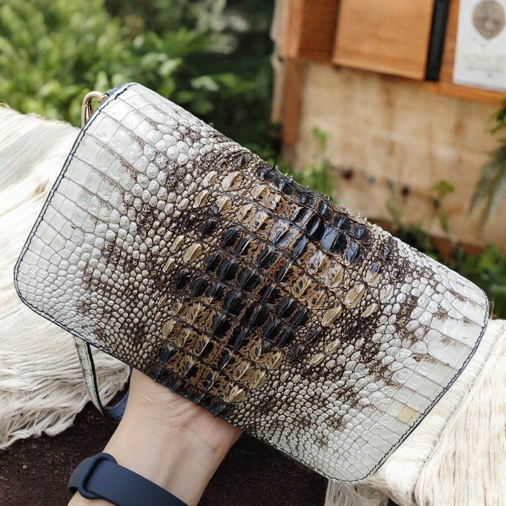 Ví dài cầm tay 2 khuôn size 21*11 cm đẹp khó cưỡng!