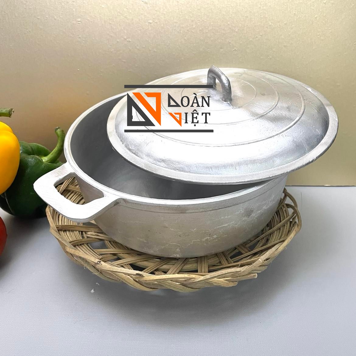 [Tặng kèm Rế Tre] Nồi Gang Đúc thủ công Nguyên Khối 17cm - Nấu Cơm Siêu Ngon