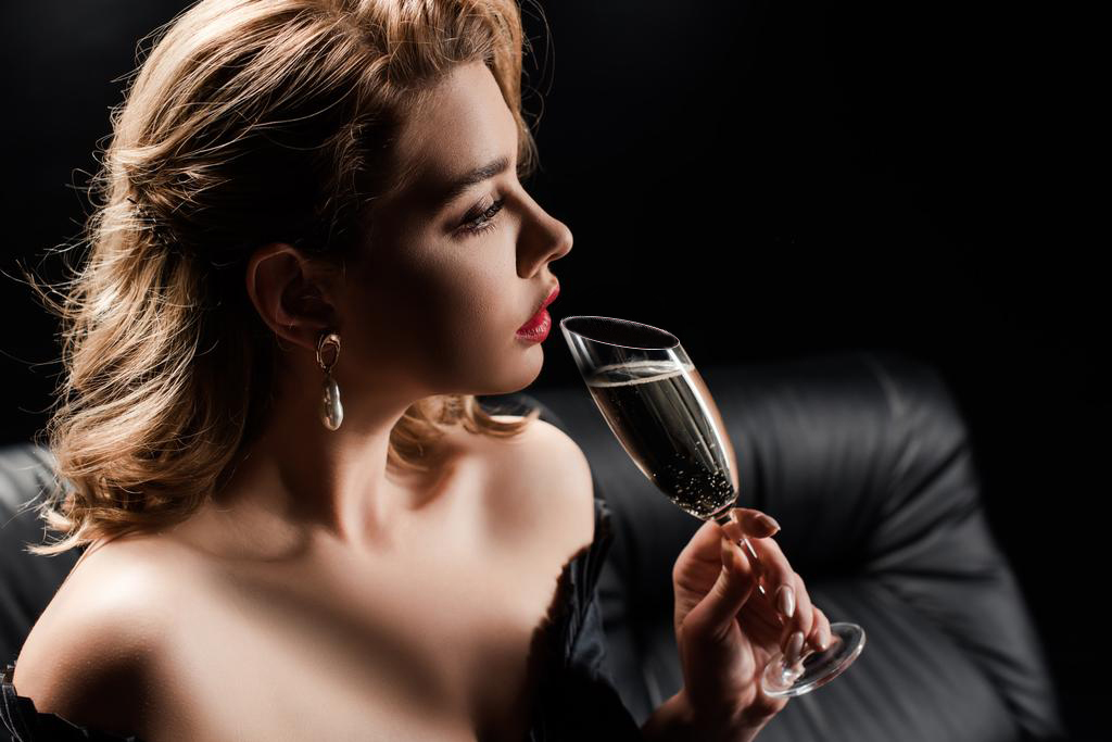 2 cái ly pha lê uống champagne vát 230 ml Tiệp khắc