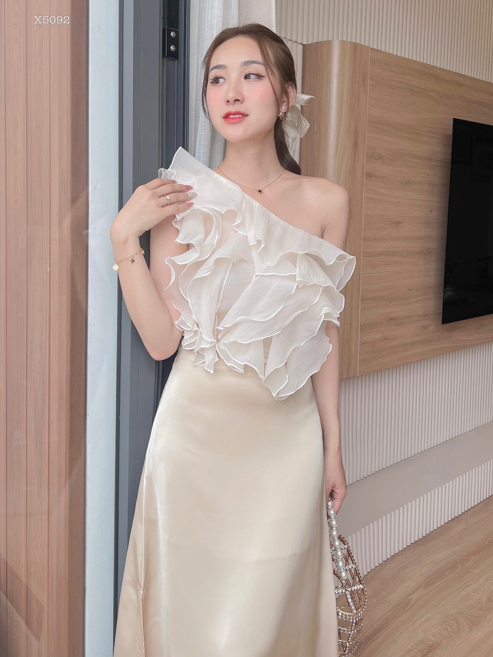 ĐẦM SET CHÂN VÁY DÀI MIDI SATIN BÓNG SUÔNG TRƠN + ÁO LỆT VAI BÈO DỰ TIỆC ĐI BIỂN DẠO PHỐ