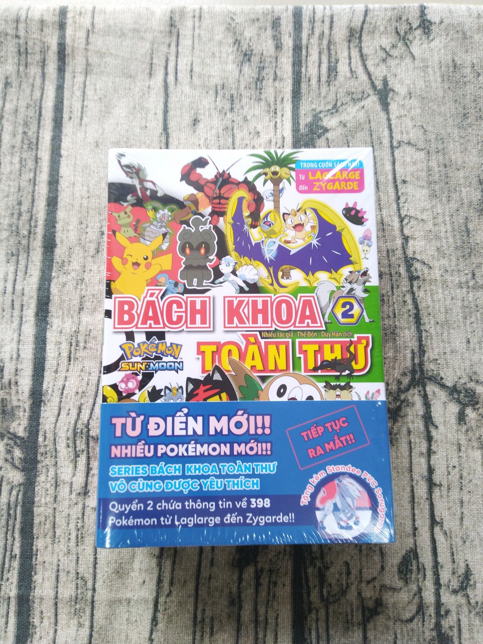 BÁCH KHOA TOÀN THƯ POKÉMON SUN & MOON - TẬP 2
