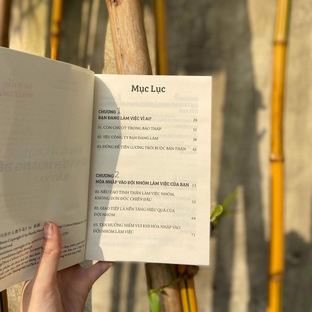 Bạn Còn Cách "Nhân Viên Hoàng Đế" Bao Xa? - Bản Quyền