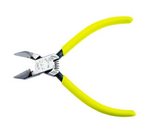 Kìm cắt chéo có lỗ tuốt dây có lò xo 125mm NP-125S Tsunoda