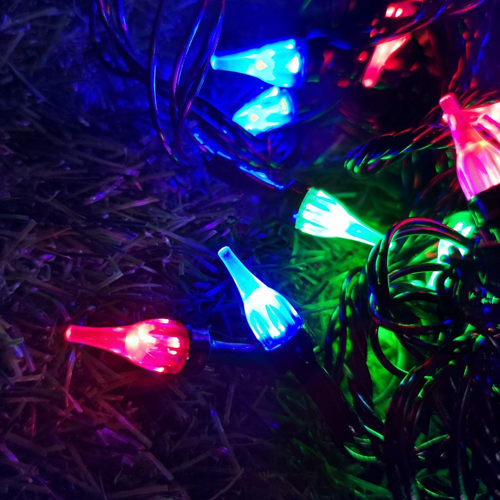 Dây chớp led nhiều màu 8m kiểu giọt nước