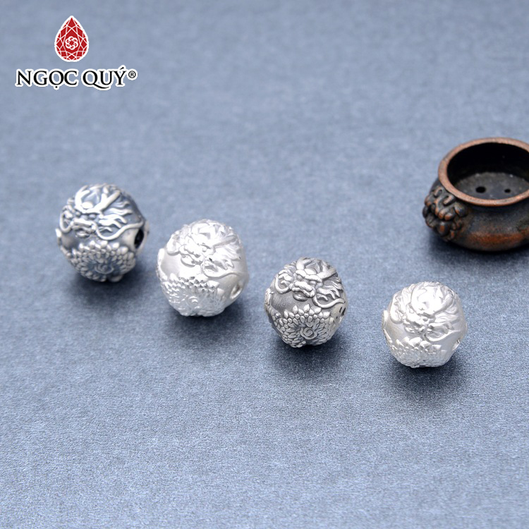 Charm bạc hình rồng xỏ ngang - Ngọc Quý Gemstones