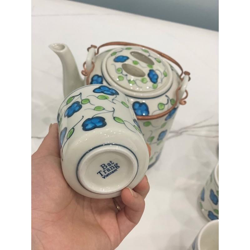 Bộ ấm tích họa tiết hoa cỏ vẽ thủ công. Gốm sứ Bát Tràng.