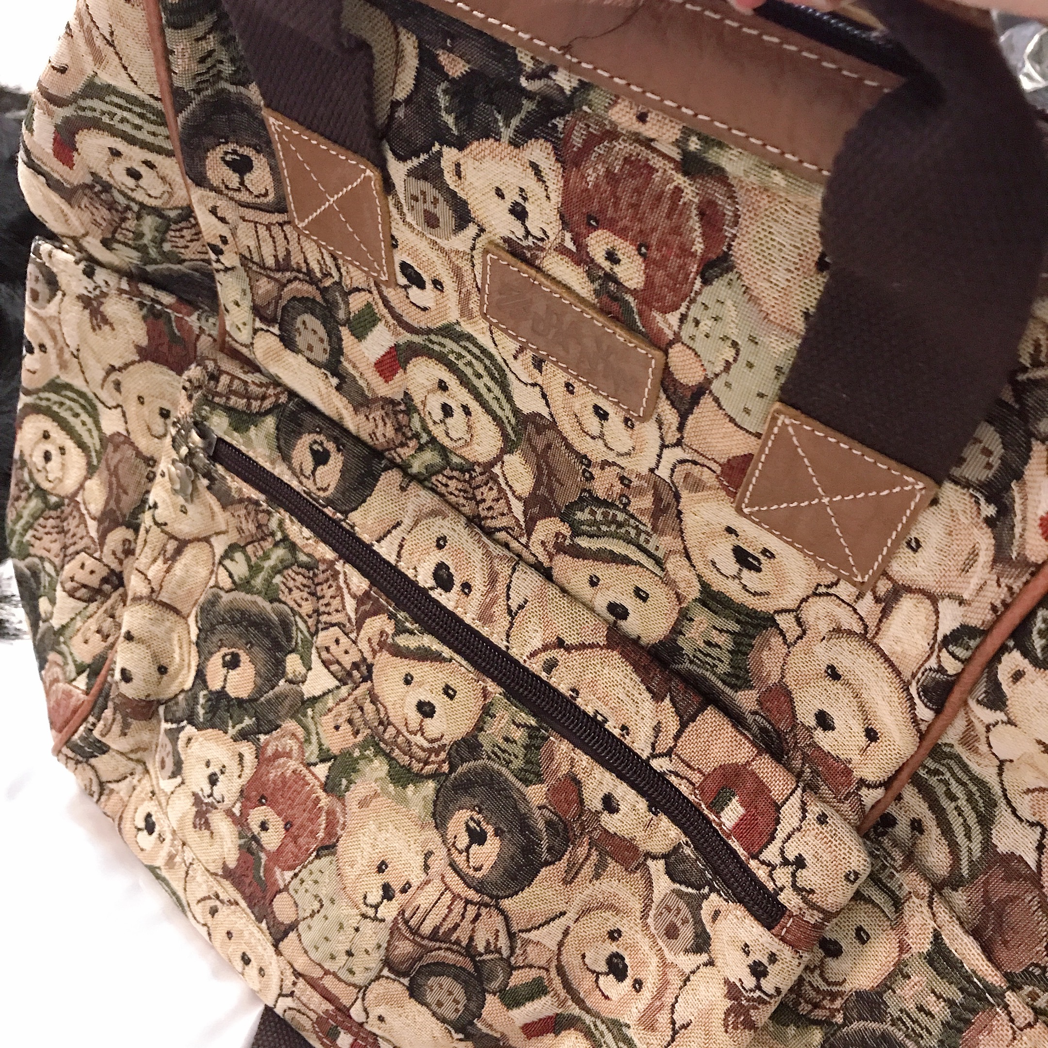 Balo quai xách thời trang thêu gấu siêu xinh - DD178O5813