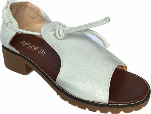 Giày Sandal Nữ Rọ Đế Vuông C9