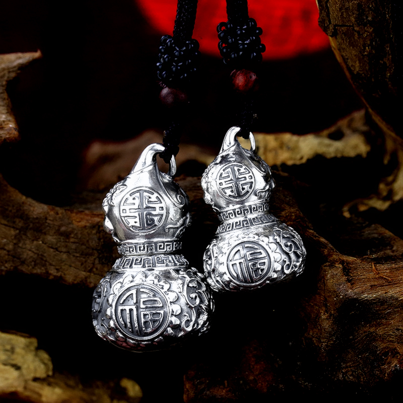 Dây chuyền phong thủy bằng Tittan mặt hình hồ lô Tài Lộc - HL01