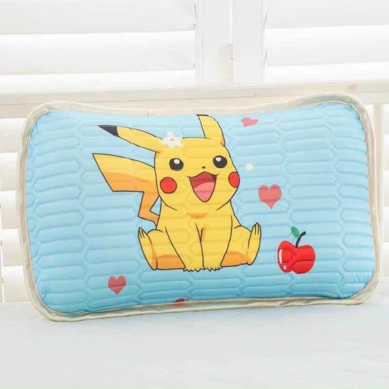 Gối Điều Hòa Cao Su Non Trẻ Em ( Vỏ Kèm Ruột ) - Pikachu