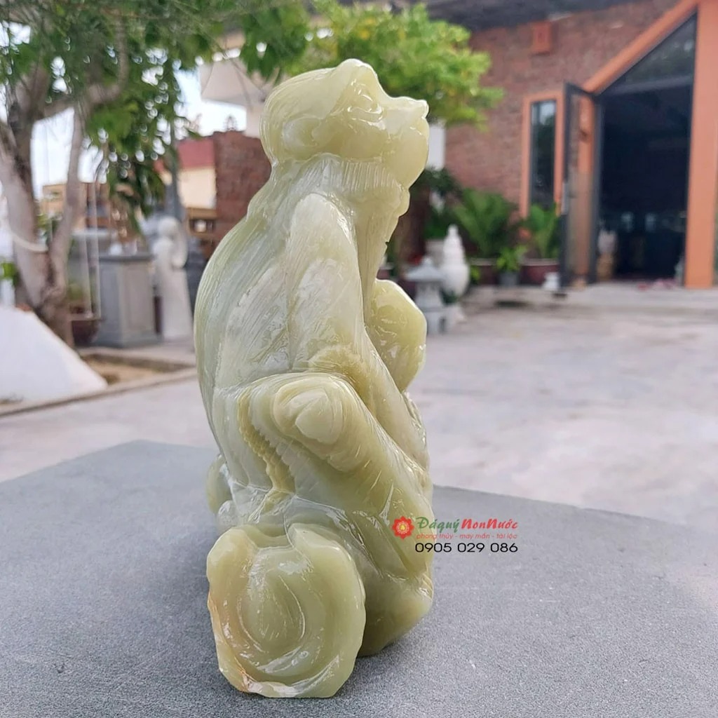 Tượng khỉ đá 12 con giáp phong thủy đá ngọc Paksitan 18cm đá Non Nước
