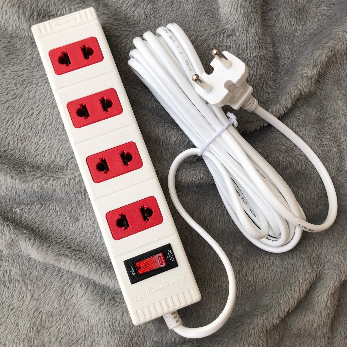 Ổ cắm ECO ESK 5WR Điện Quang