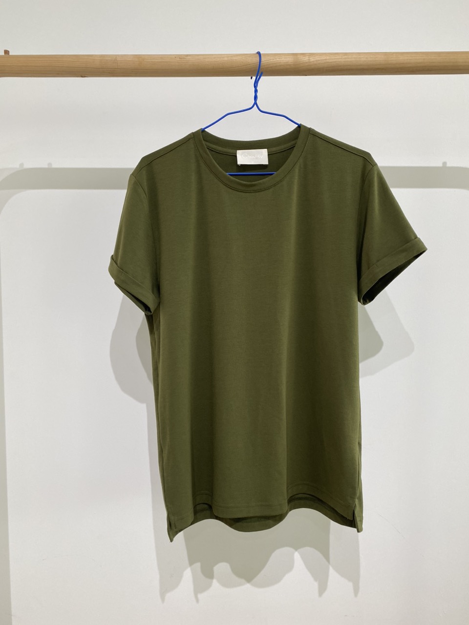 Áo phông trơn cổ tròn tay gập unisex
