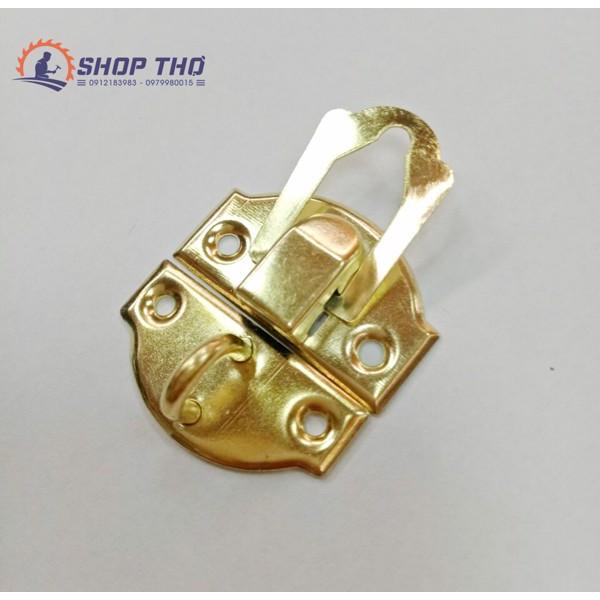 Khóa hộp giả cổ A008 màu vàng và màu đồng lắp hộp gỗ