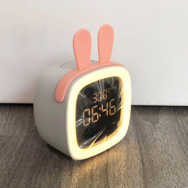 Đồng hồ báo thức đèn Led cute pet TV (Tặng 5 tai trang trí ngẫu nhiên)