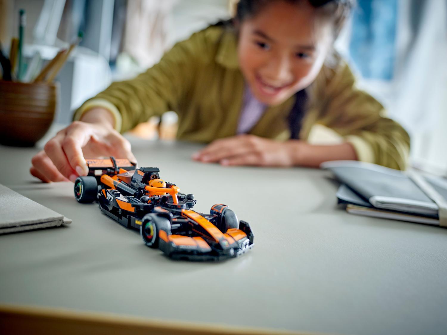 Đồ Chơi Lắp Ráp Xe Đua McLaren F1 Team MCL38 - Lego Speed Champions 77251 (263 Mảnh Ghép)