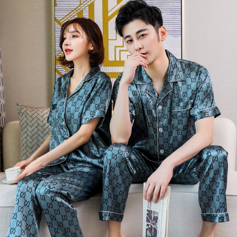 Đồ bộ Pyjama Nữ chất liệu phi bóng rũ mềm mại,nền hoa văn đơn giản, tao nhã 88229