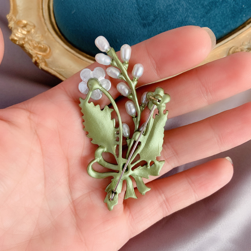 Cài áo thời trang phong cách Châu Âu vintage cành hoa 3D phối ngọc trai nước ngọt GC228
