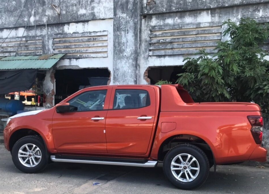 NẮP THÙNG MỞ 90 ĐỘ XE ISUZU DMAX-ĐƯỢC SẢN XUẤT BỞI CTY CP PLASTIC THÁI LAN-NHẬN LẮP ĐẶT TẠI TP.HCM, TP.HÀ NỘI, VÀ CÁC TỈNH LÂN CẬN TP.HCM.