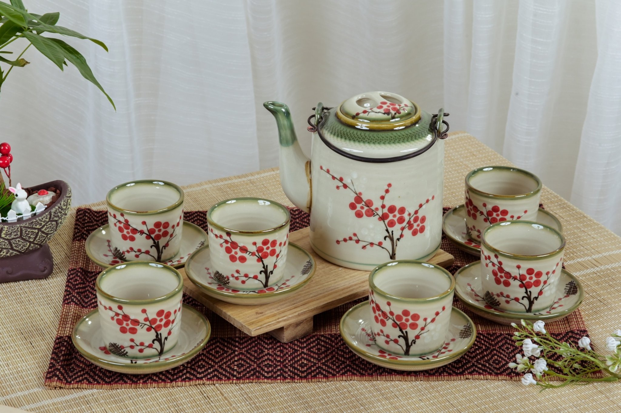Bộ ấm tích vẽ hoa đào đỏ gốm sứ Gia Hưng Bát Tràng