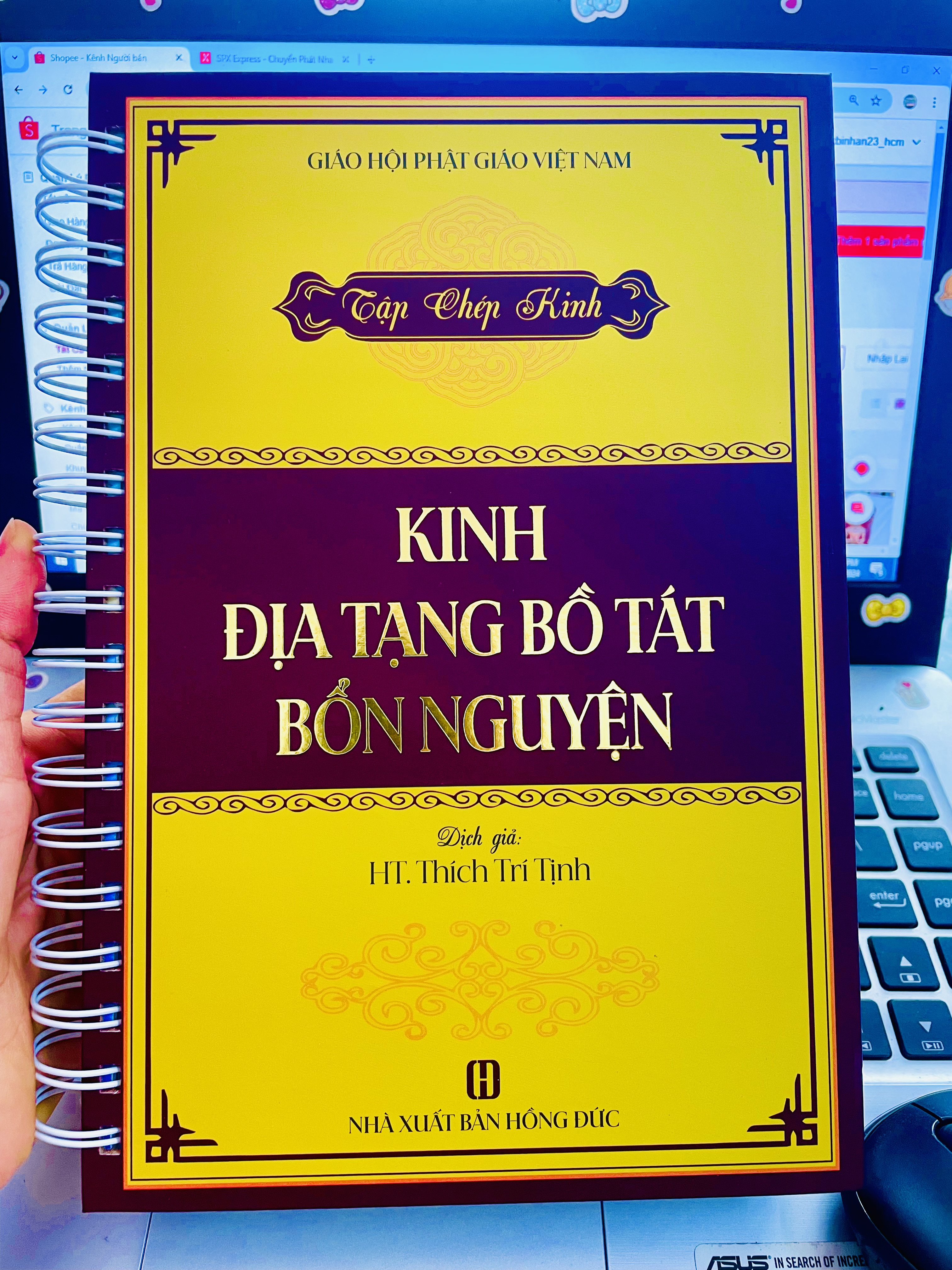 Tập Chép Tay Kinh Địa Tạng Tặng Kèm Bút