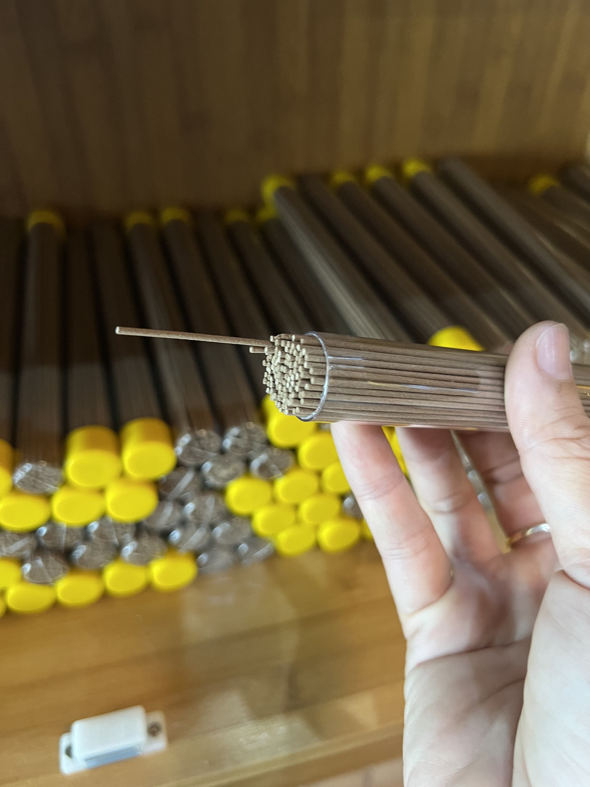 Nhang trầm ống KHÔNG TĂM cao cấp - 100% tự nhiên không dùng hoá chất