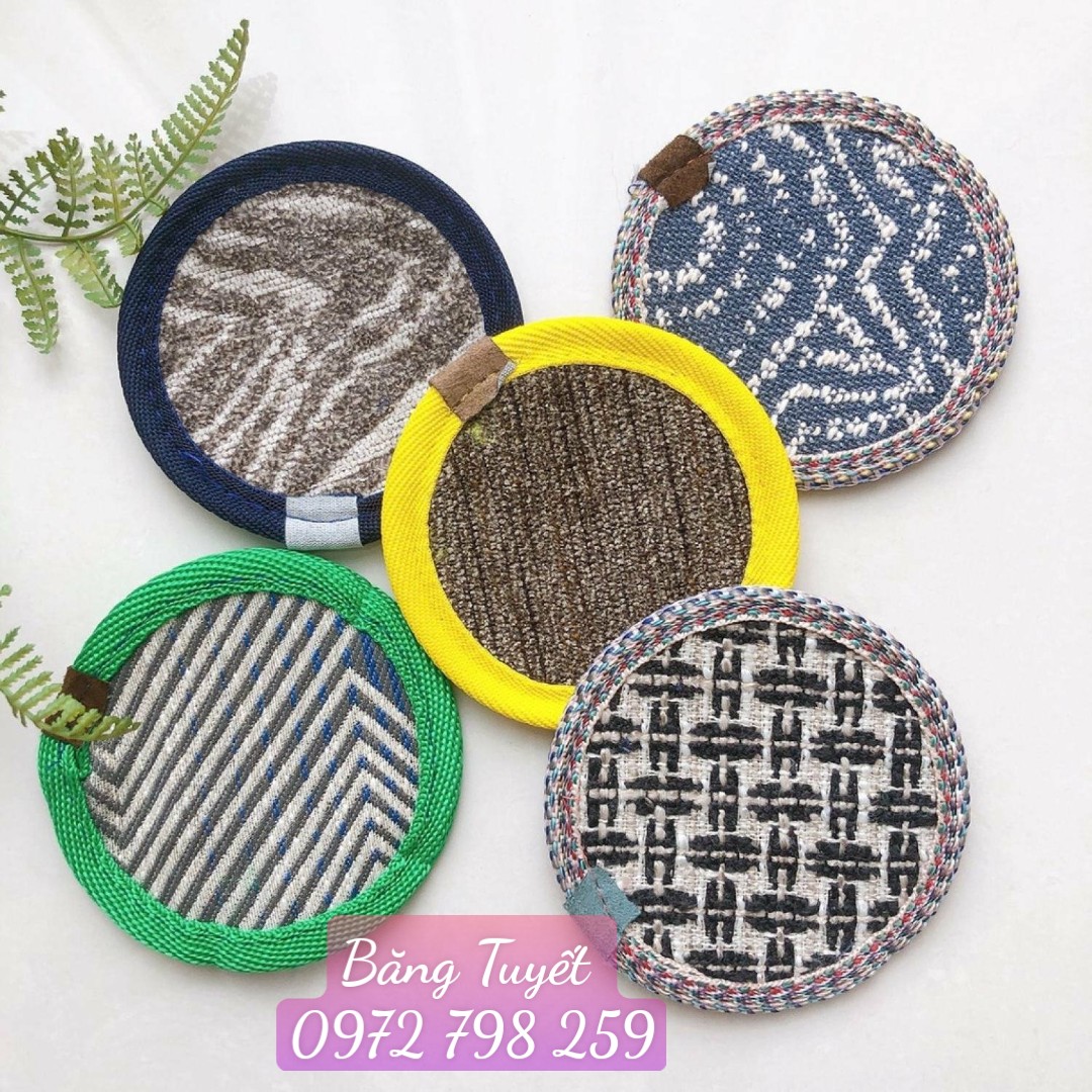 Miếng Đế lót ly bằng vải chống thấm chống trượt, dễ lau chùi rất tiện lợi đế lót ly
