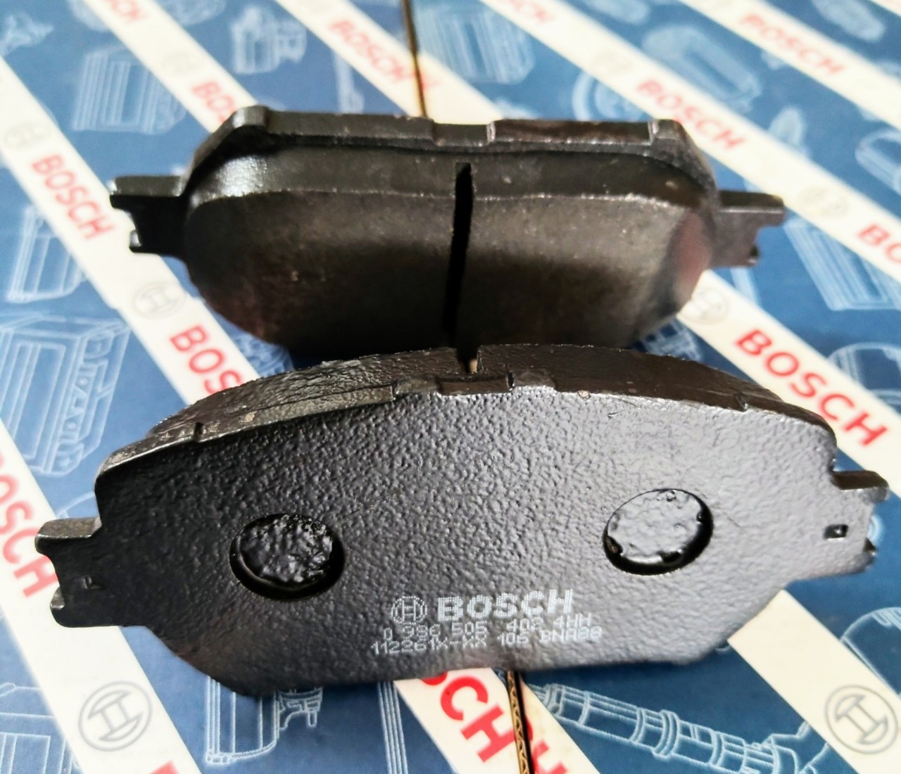 Bố Thắng Trước Toyota Camry 2.0/2.4/3.0 (2002-2006) ES300, ES330, GS300 (-2006) - Bosch BP 5402