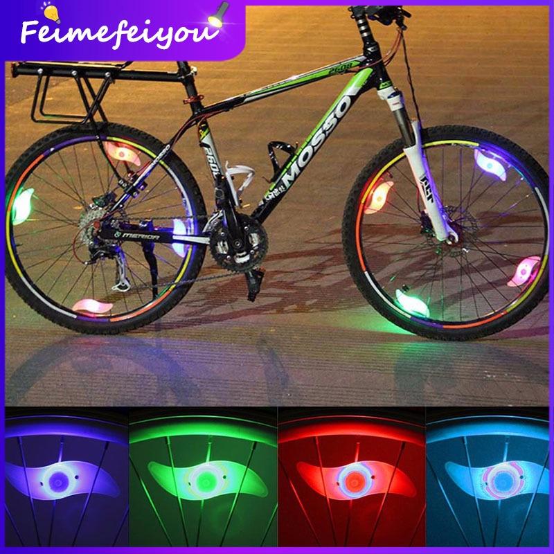 Dây đèn LED màu sắc rực rỡ cho xe đạp leo núi