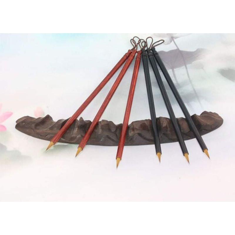 Bút tiểu huỳnh đàn mộc Lông bút:lông sóiCán bút:gỗ Huỳnh đànCông năng:Thư pháp, thư họa,...