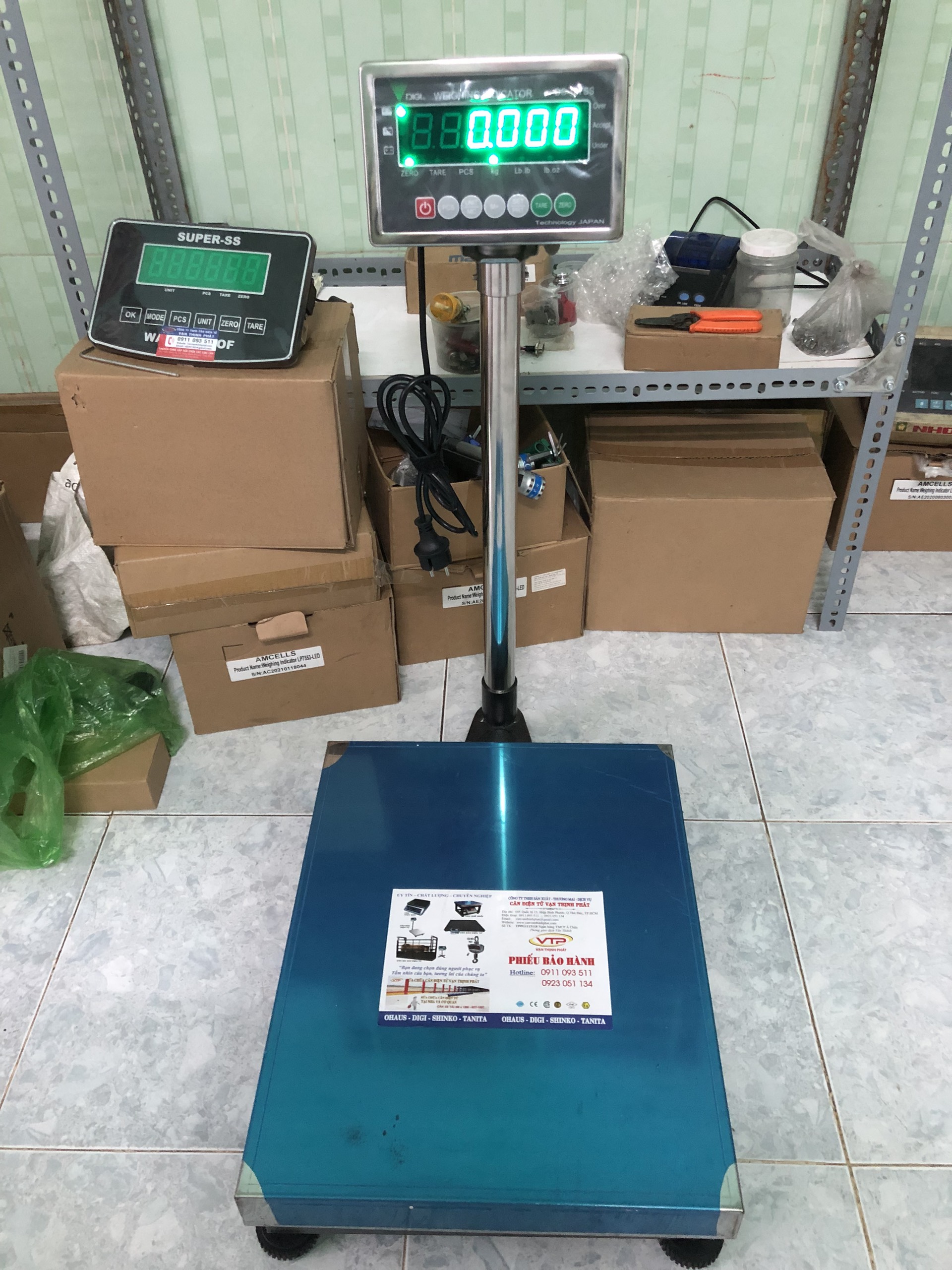 Cân Bàn Điện Tử DIGI DS-167SS 300 KG