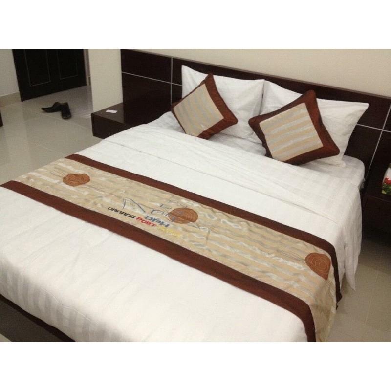Bộ ga trắng trơn - kẻ sọc T300 chuyên dùng cho khách sạn 5 sao