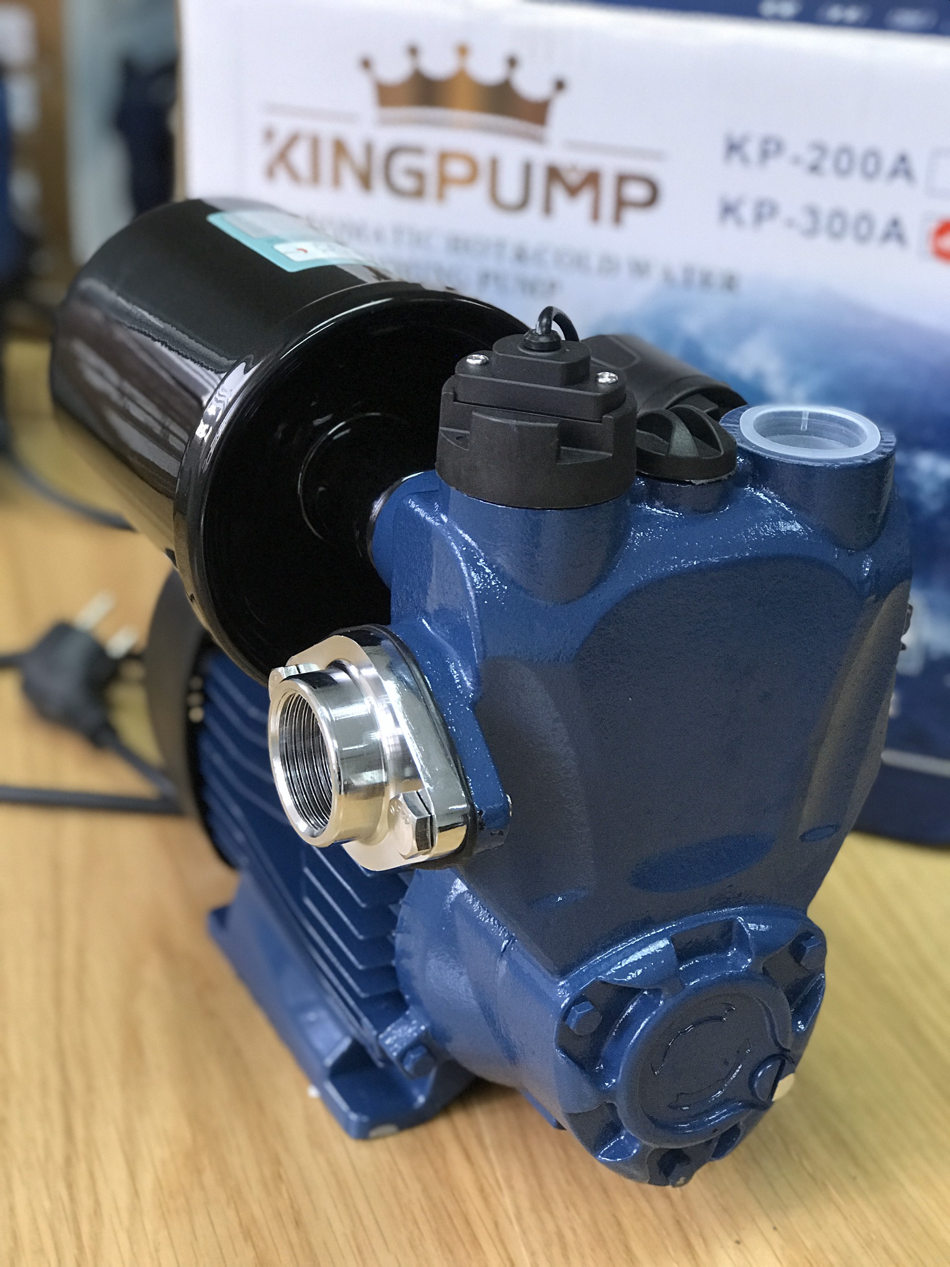 Máy bơm nước tăng áp tự động 300W KINGPUMP KP-300A- Hàng chính hãng