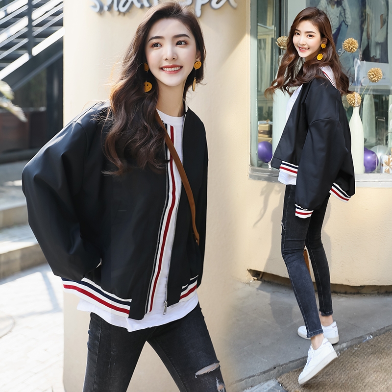 ÁO KHOÁC BOMBER NAM NỮ VẢI MERO CAO CẤP HỌA TIẾT TRƠN PHỐI VIỀN BO HÀNG CAO CẤP HÓT TREND 2021