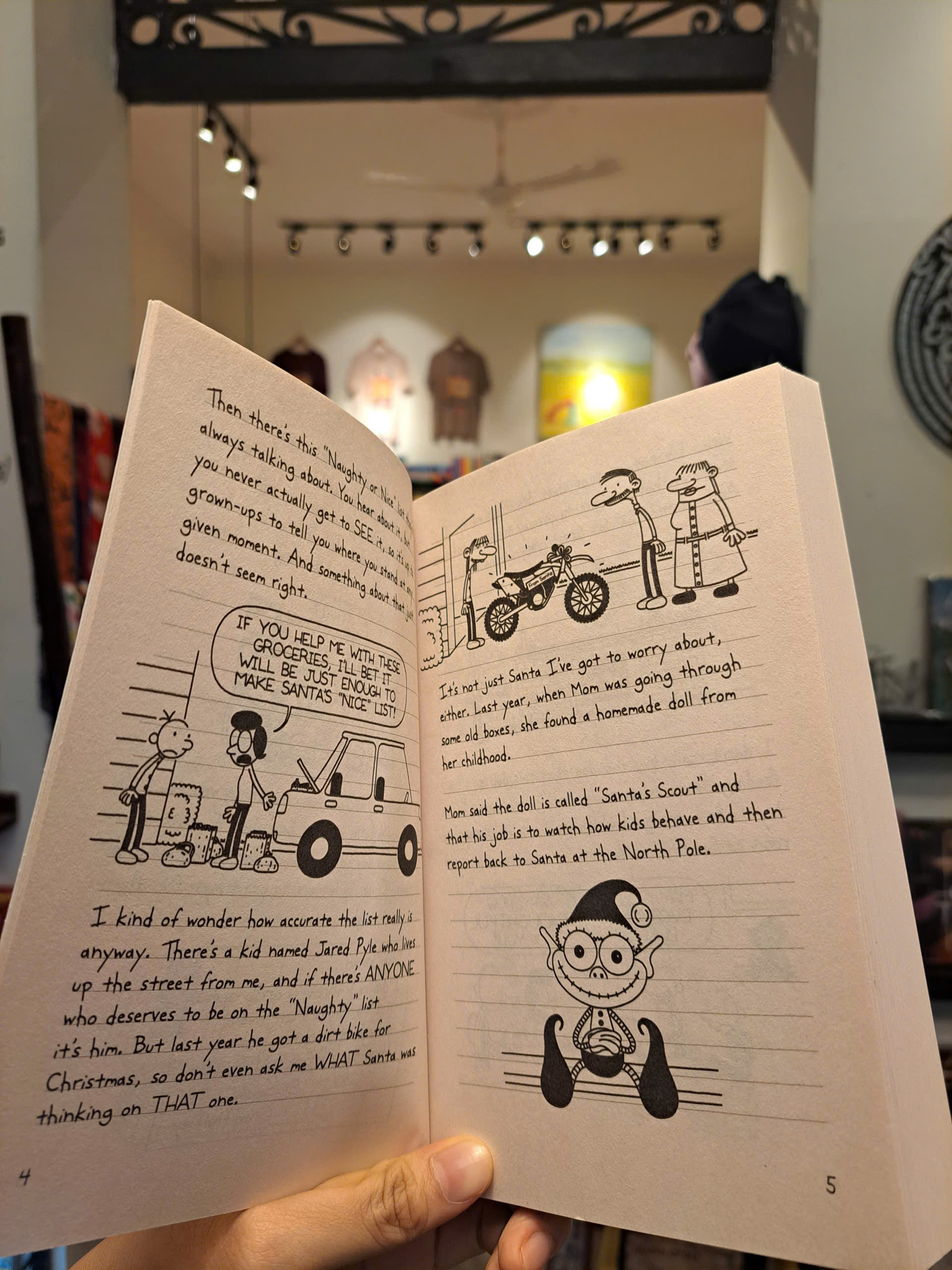 Sách - Diary of a Wimpy Kid #6: Cabin Fever - Jeff Kinney| Children Novel / Nhật ký chú bé nhút nhát