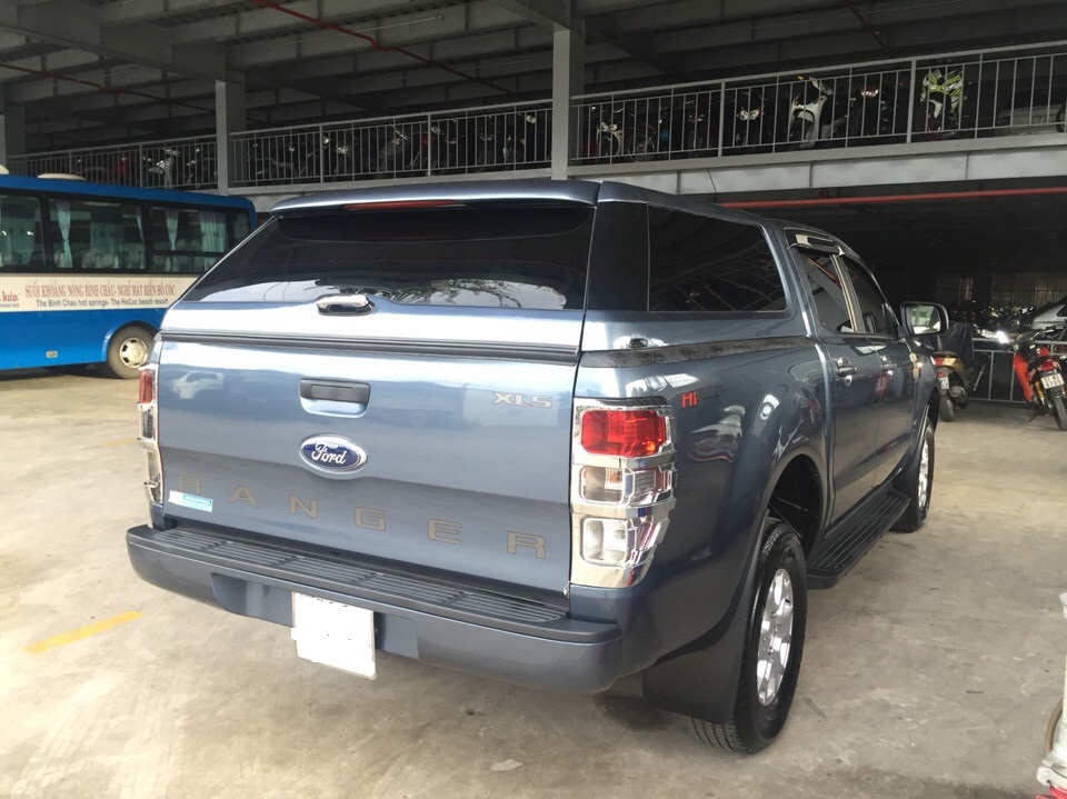 Ty chống cốp sau Ford Ranger/Mazda BT50
