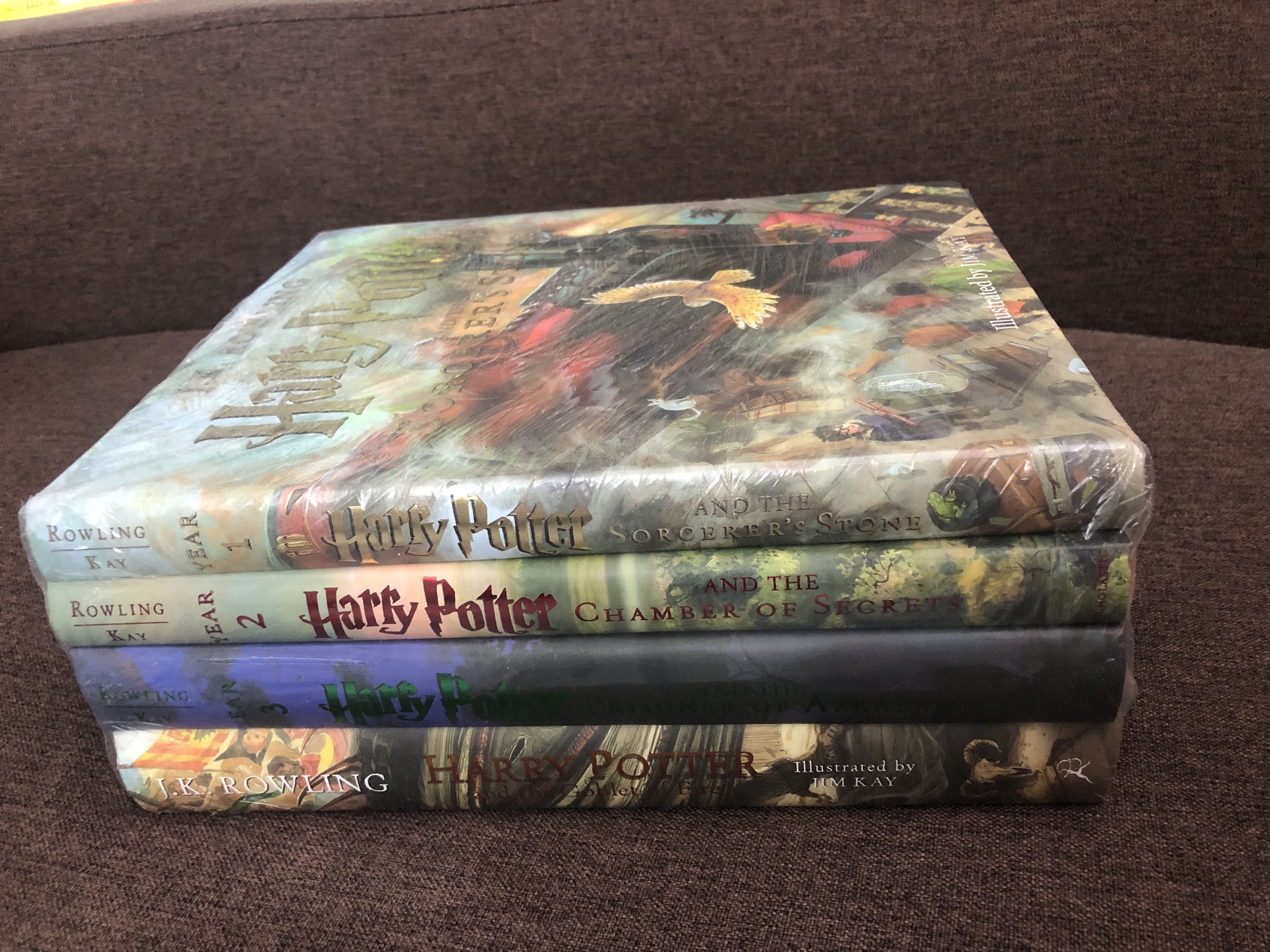 HARRY POTTER ENGLISH PICTURE BOOK: PHIÊN BẢN MÀU 4 TẬP:  Harry Potter and the Chamber of Secrets +  harry potter and the sorcerer's stone + harry potter and the goblet of fire + harry potter and the prisoner of azkaban