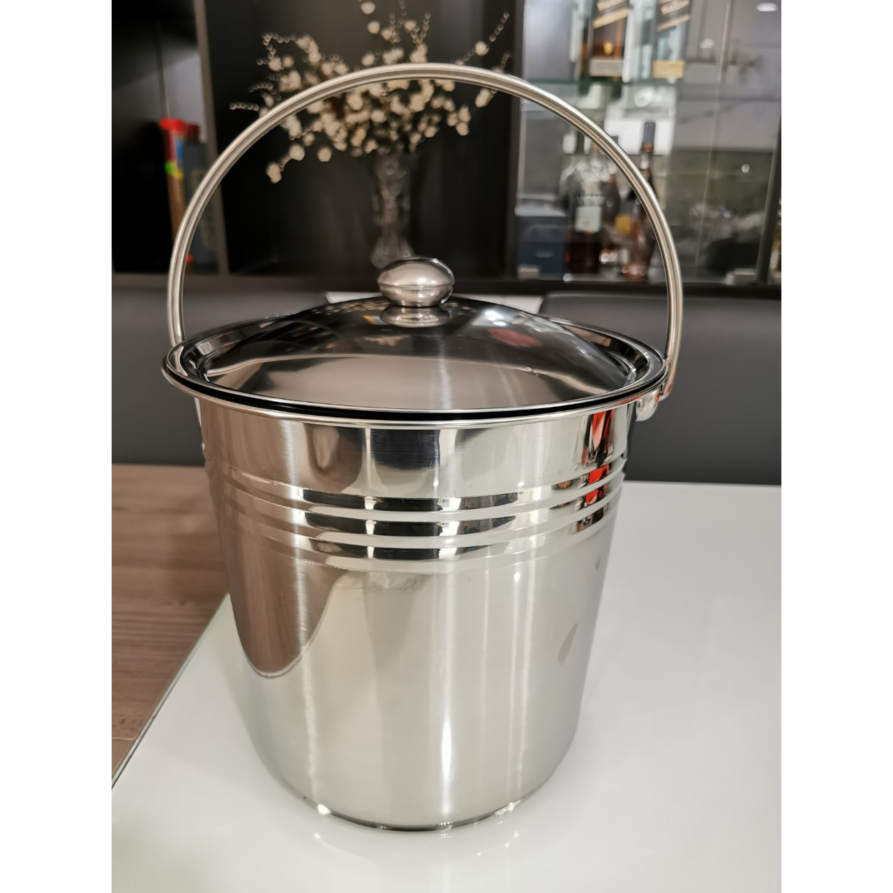 XÔ INOX ĐỰNG NƯỚC LÈO/ ĐỰNG ĐÁ CÓ NẮP TẶNG 1 LY MIKA