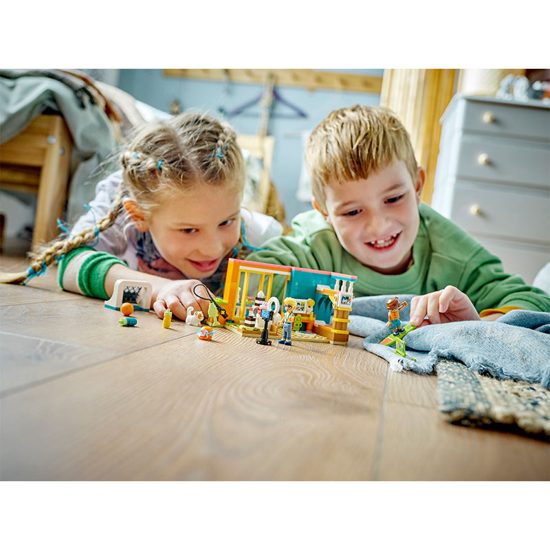 Đồ Chơi LEGO Phòng Ngủ Của Leo 41754