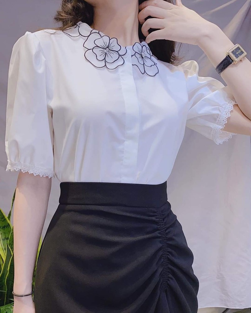Áo kiểu sơ mi nữ đính hoa cổ cho nàng công sở xinh đẹp