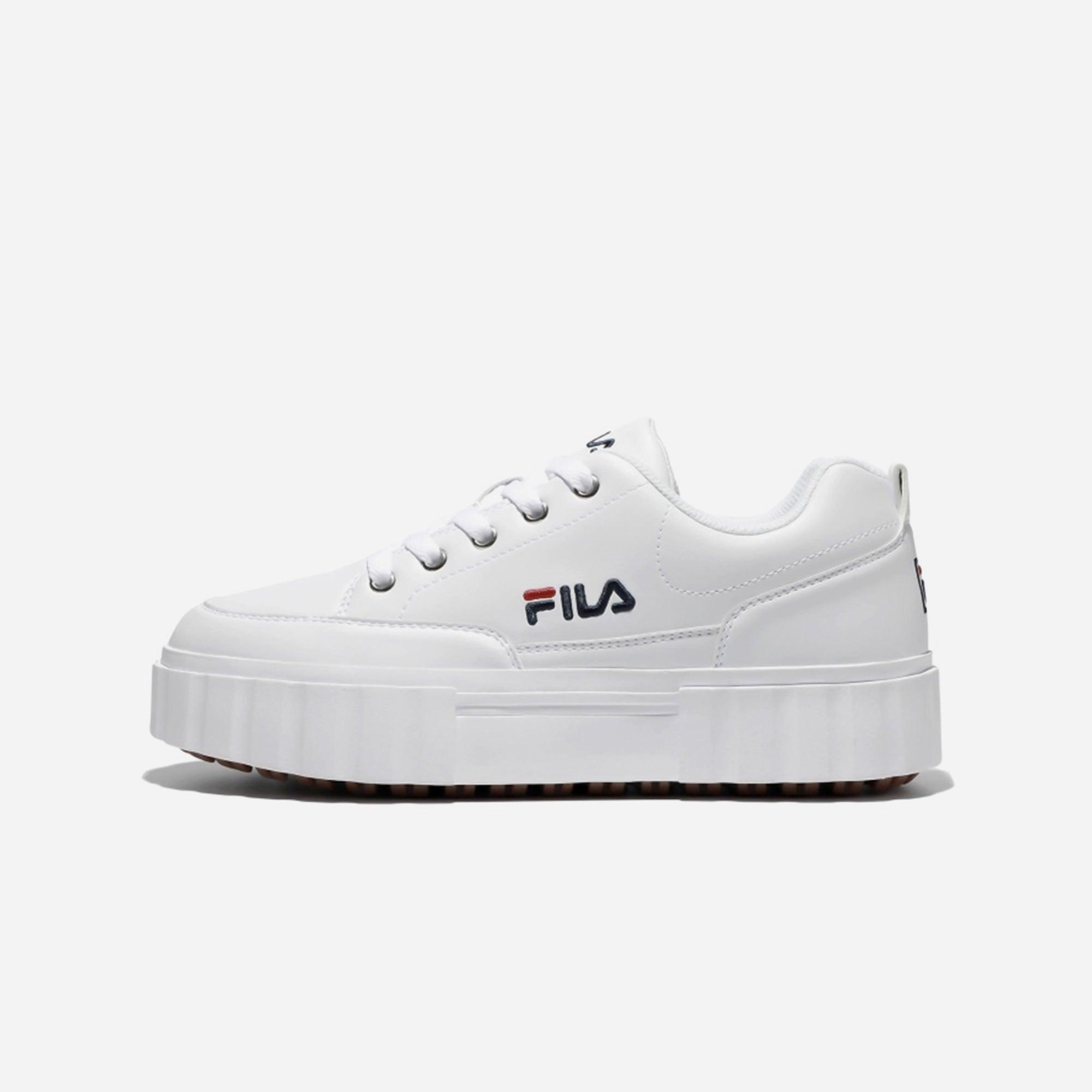 Giày sneaker unisex Fila Sand Blast Low - 1TM01563E-100