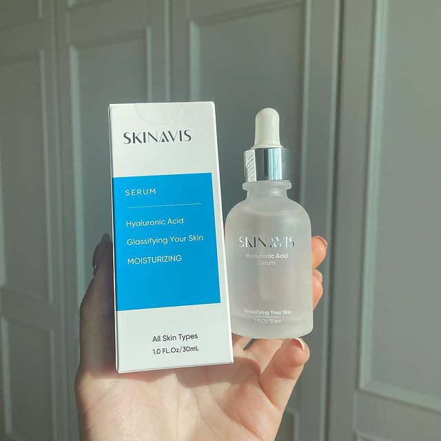 Serum Skinavis Hyaluronic acid – Serum HA cấp ẩm giảm căng rát da- Không gây bết da 30ml