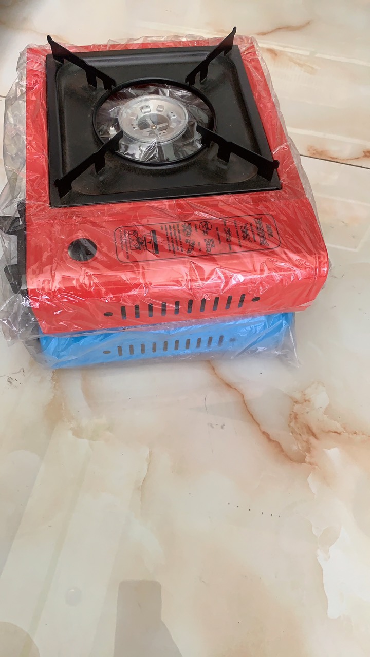 Ga mini sơn xanh và đỏ