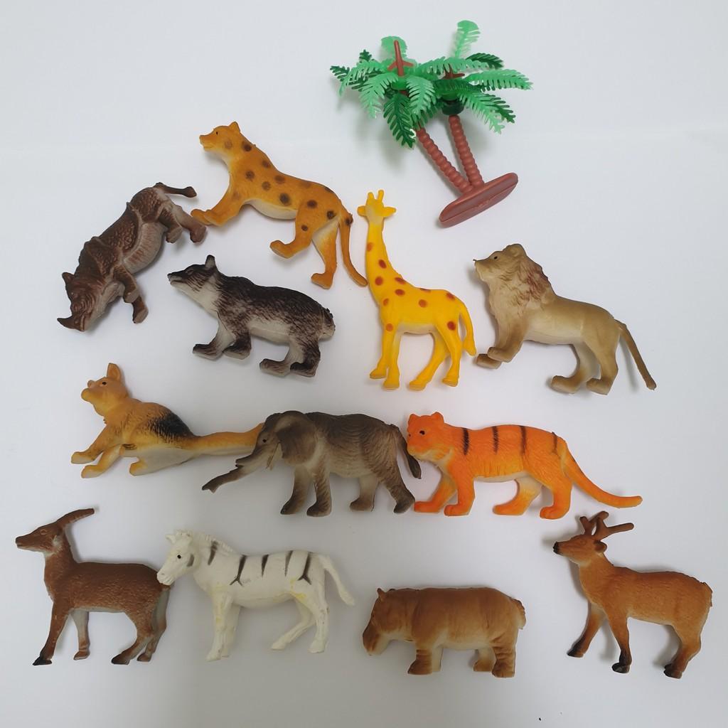 Bộ đồ chơi 12 mô hình động vật hoang dã (5-7 cm) cho bé trên 3 tuổi phát triển tư duy sớm