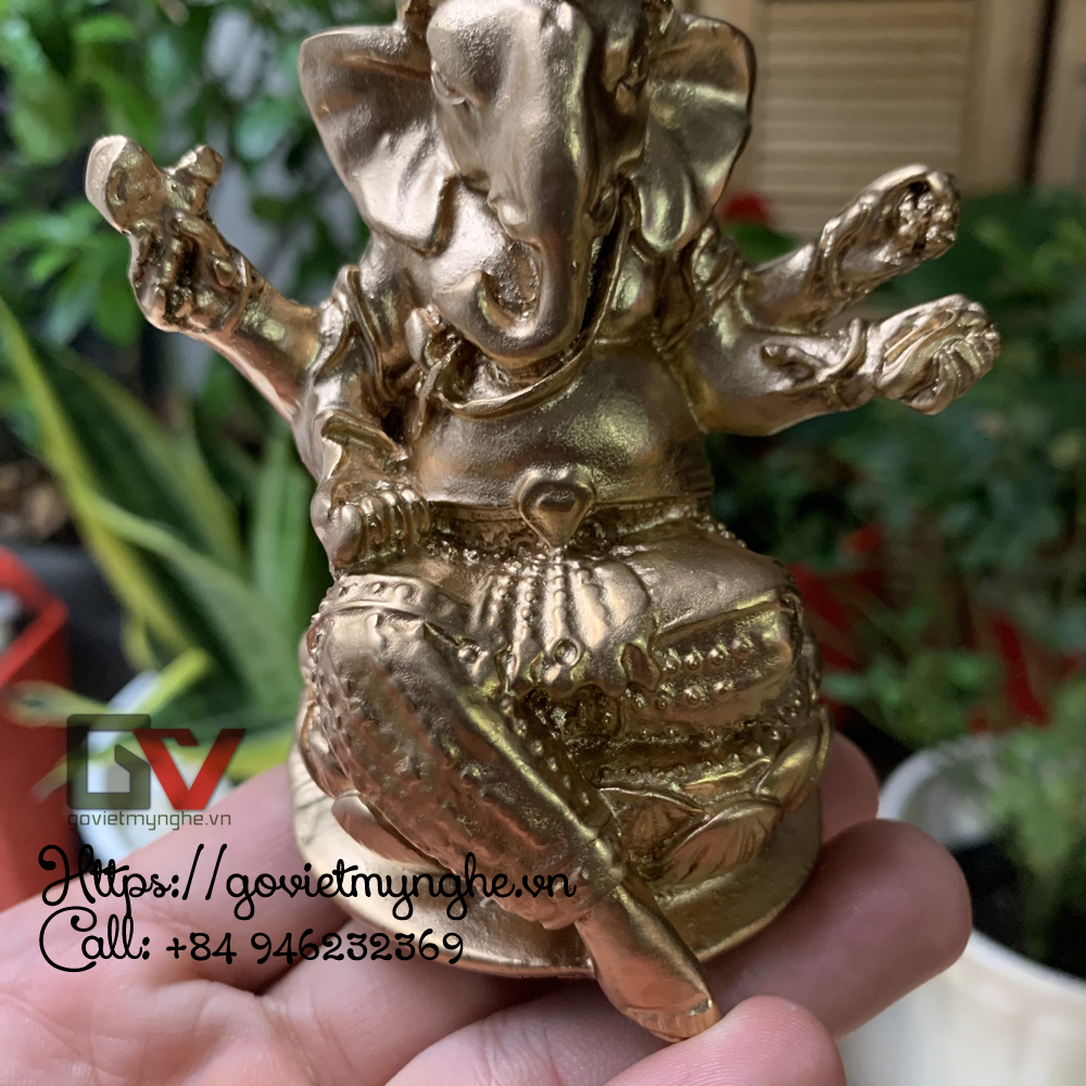 Tượng đá thần voi ganesha - màu nhũ vàng